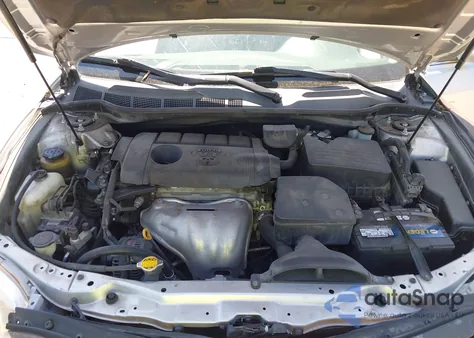 2010 Toyota Camry Le z USA, uszkodzony, nr VIN 4T1BF3EK9AU084117